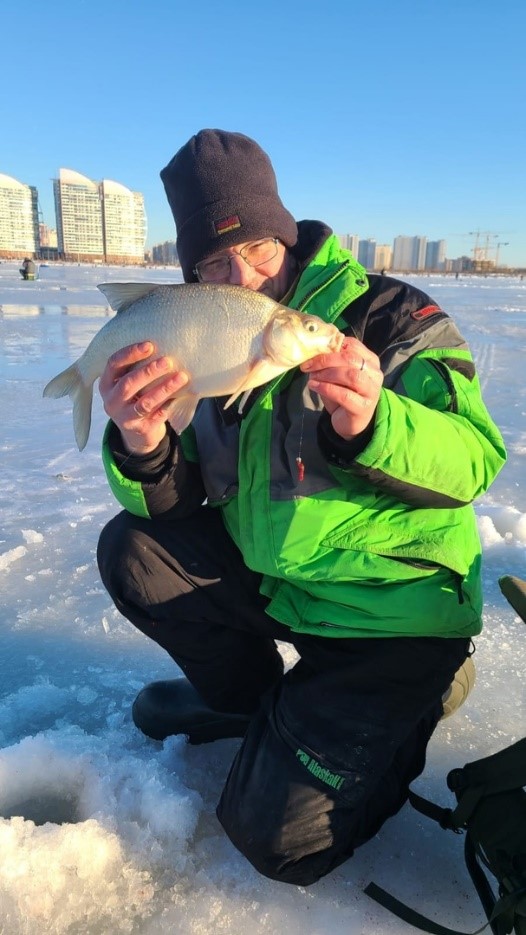 Как ловить крупного леща зимой: советы и техники рыболовов
